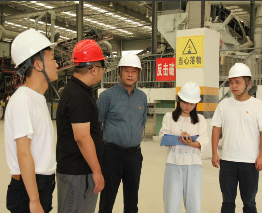 通達公司黨支部：黨員亮身份，安全在一線